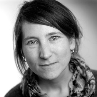 Karen Steller Bjerregaard. Historie, Samfundsfag